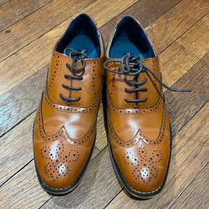 Boys dress shoe